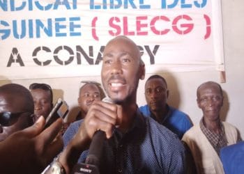 Éducation : les enseignants contractuels apportent leur soutien à Aboubacar Soumah…