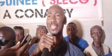 Éducation : les enseignants contractuels apportent leur soutien à Aboubacar Soumah…