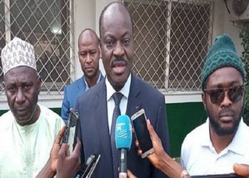 Crise politique en Guinée : la Cédeao prend son bâton de pèlerin…