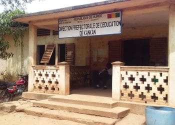 Kankan : constat sur l’état de délabrement de la direction préfectorale de l’éducation !