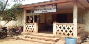 Kankan : constat sur l’état de délabrement de la direction préfectorale de l’éducation !