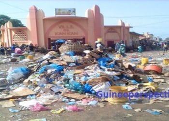 Kankan : marché Dibida, c’est plutôt bonjour des tas d’immondices !