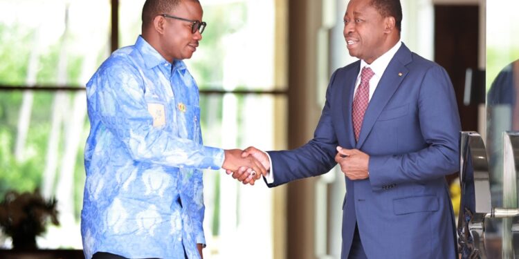 Faure Gnassingbé discute de la lutte contre le terrorisme avec les responsables parlementaires de la sous-région