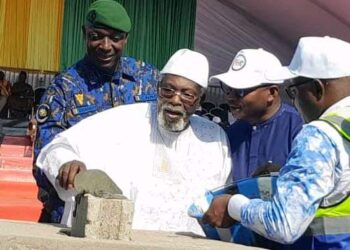 Les chefs coutumiers et leur manque de convictions :  est-ce une trahison pour les communautés ?