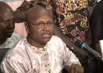 Guéguerre : le directeur général de l’OGP se défend d’avoir ordonné la suppression des affiches de vœux de Badra Kone