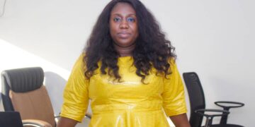 Domani Doré parmi la garde rapprochée d’Alpha Condé