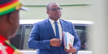 Guinée : Le Premier ministre Bernard Goumou vers un limogeage objectif ?