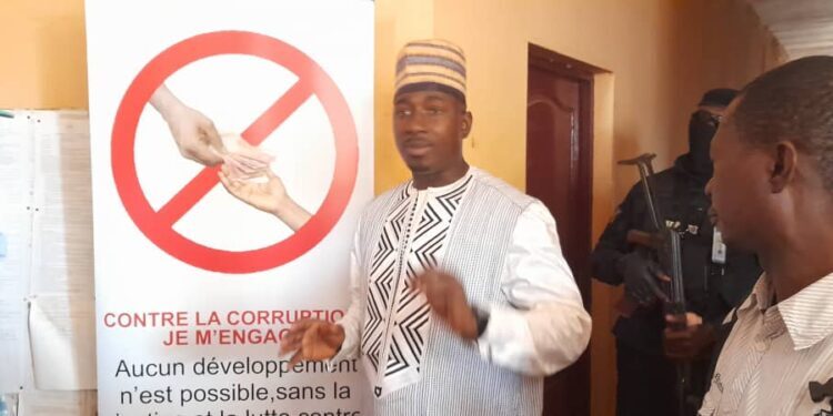 Le directeur adjoint de l’agence de lutte contre la corruption prend des mesures radicales contre la corruption à Kankan
