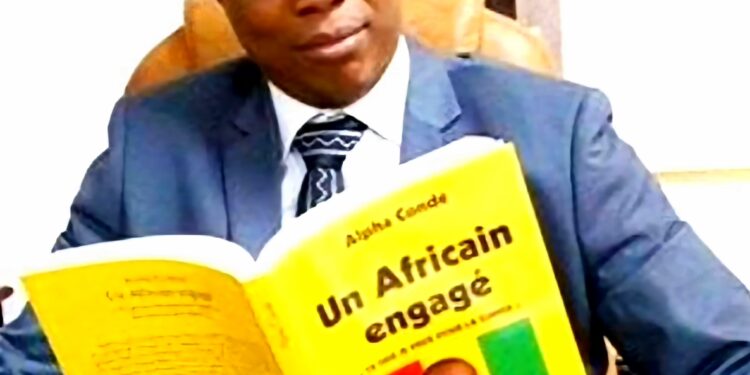 Siaka Barry souhaite un joyeux anniversaire à Alpha Condé, son « père spirituel »