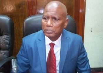 Appel à la responsabilité sociale des journalistes et animateurs par la Haute Autorité de la Communication