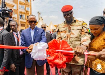 Inauguration de l’échangeur de Kagbélen rebaptisé « Paul Kagamé » par le Président de la Transition en Guinée