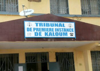 Chute mortelle d’un jeune homme à Kaloum : une enquête ouverte pour déterminer les circonstances