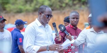 Inauguration du nouveau pont de Kolata financé par le consortium Winning Consortium Simandou