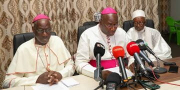 Appel des chefs religieux guinéens à la suspension des manifestations futures