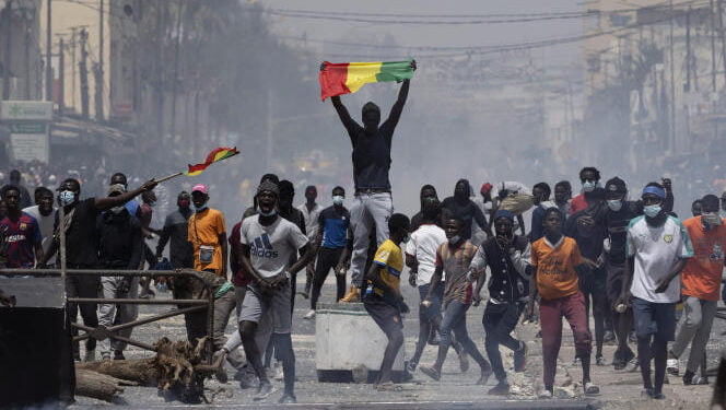 Controverse suite à la manifestation au Sénégal : La police accuse, France 24 remet en question 