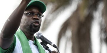 Coup de tonnerre au Sénégal : dissolution du parti de Sonko