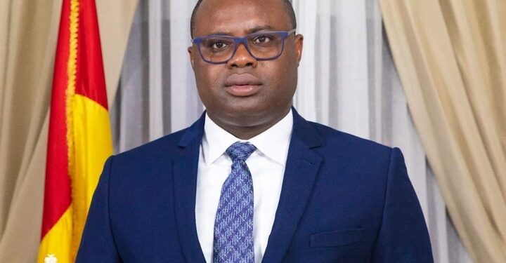 Bernard Goumou raillé après son passage sur TV5 : un media training s’impose