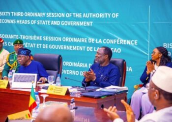 La CEDEAO condamne la tentative de traduire en justice le président nigérien Mohamed Bazoum