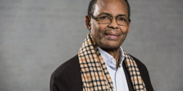 L’écrivain Tierno Monénembo appelle à agir fermement contre les putschs en Afrique