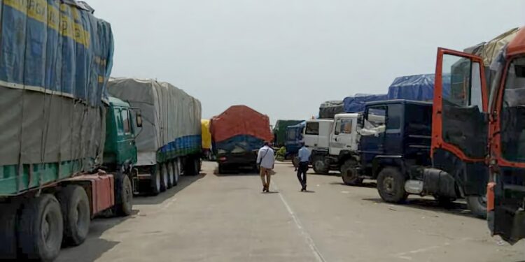 Accord entre le gouvernement guinéen et les transporteurs routiers sur les permis de conduire et cartes grises numériques