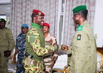 Sanctions de la CEDEAO : la junte nigérienne cherche le soutien du Burkina