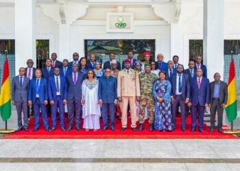 Évaluation à mi-parcours des ministres : Voici ce que nos lecteurs désirent qu’ils partent