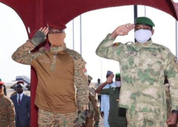 Le Mali et le Burkina Faso affichent leur soutien au nouveau régime nigérien