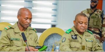 Le président Doumbouya reçoit une délégation de putschistes nigériens