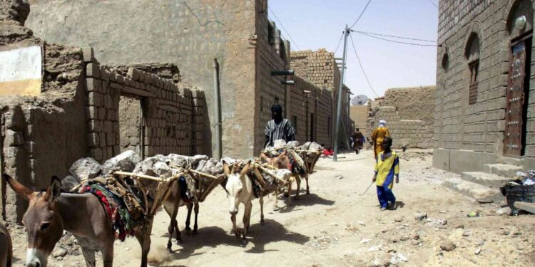Tensions à Tombouctou alors que des civils fuient la ville