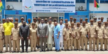 Mory Condé impose l’uniforme aux préfets pour restaurer l’autorité de l’Etat