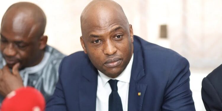 Financement exceptionnel de 5.000 milliards de francs guinéens : l’État signe un protocole avec les banques et la Banque centrale