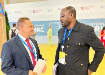 Commune urbaine de Siguiri à l’honneur : M. Koita présente les initiatives locales au Forum international